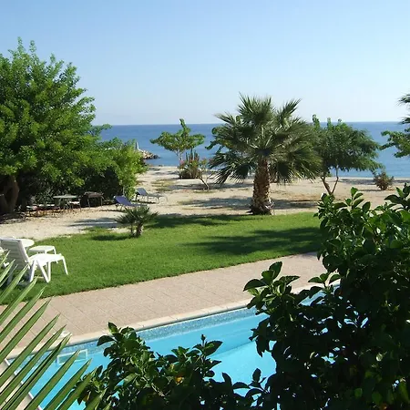 Petros Seashore