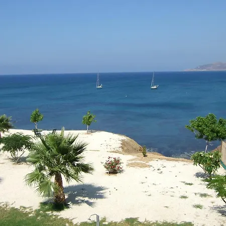 Petros Seashore Pomos