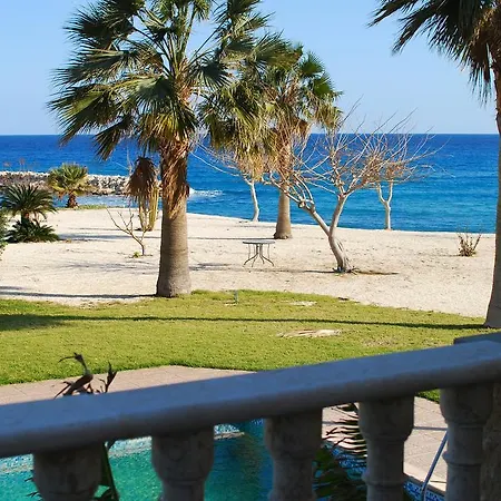 Villa Petros Seashore Pomos